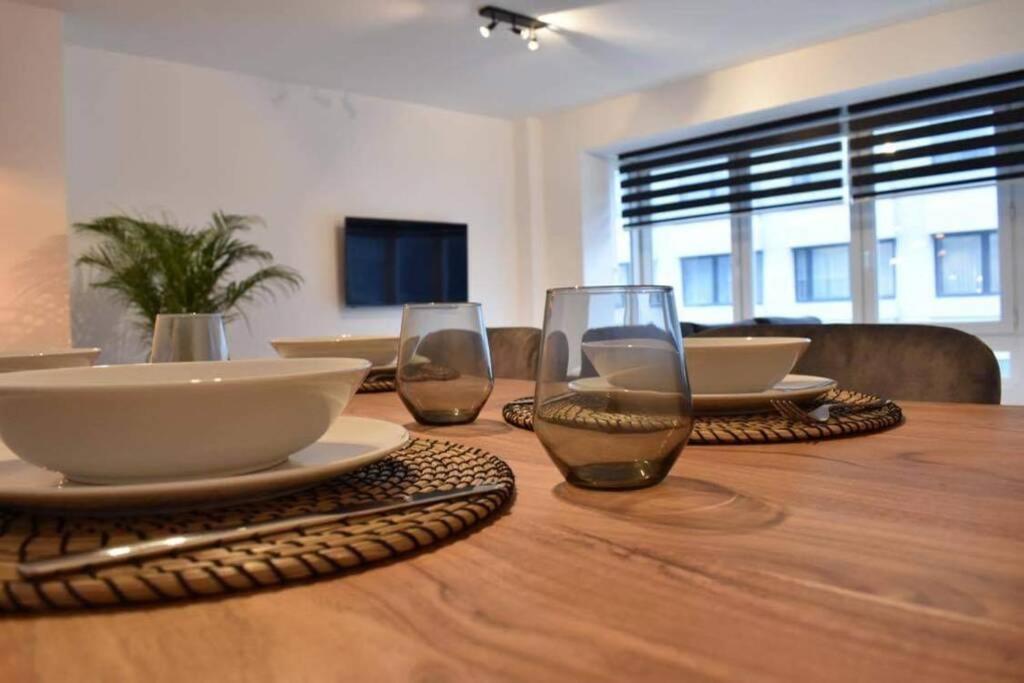 Vernieuwd Appartement Op 200M Van De Zee Ostende Extérieur photo